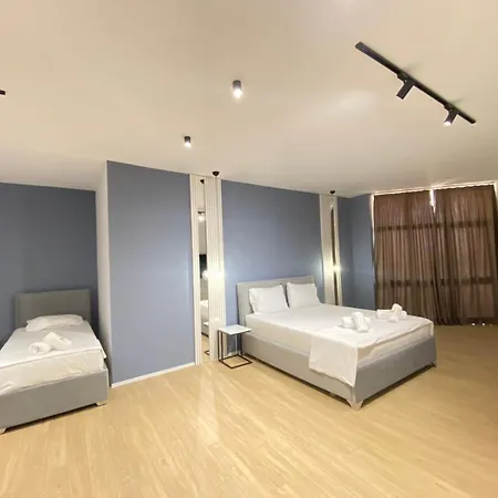 Capital Center מלון 5*