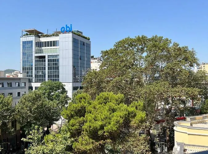 מלון Capital Center 5*