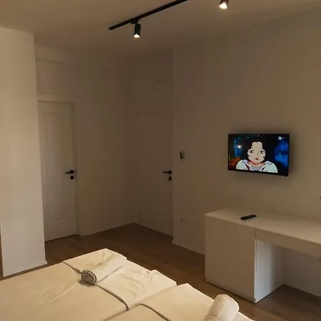 فندق Capital Center 5*