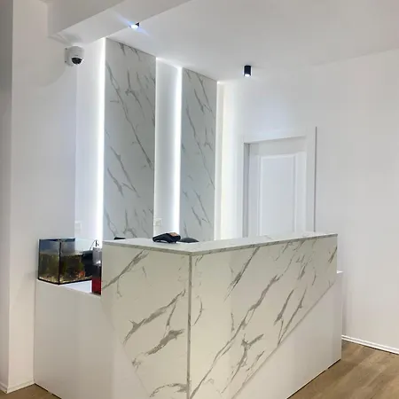 Hotel Capital Center 5*