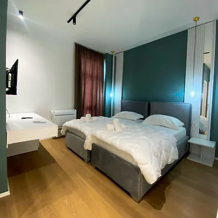 Capital Center 5* تيرانا